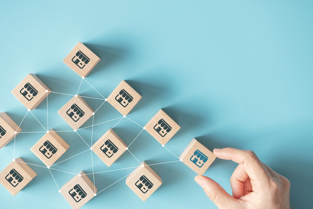 Từ A đến Z về hợp đồng nhượng quyền thương mại