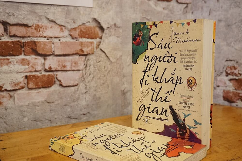 6 người đi khắp thế gian