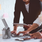 Khởi Nghiệp Là Gì? Hướng Dẫn Chi Tiết Từ A-Z Cho Người Mới Bắt Đầu