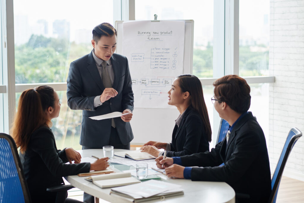Trở Thành Chuyên Gia Hướng Nghiệp: Bộ 10 Kỹ Năng Và Kiến Thức Cần Thiết
