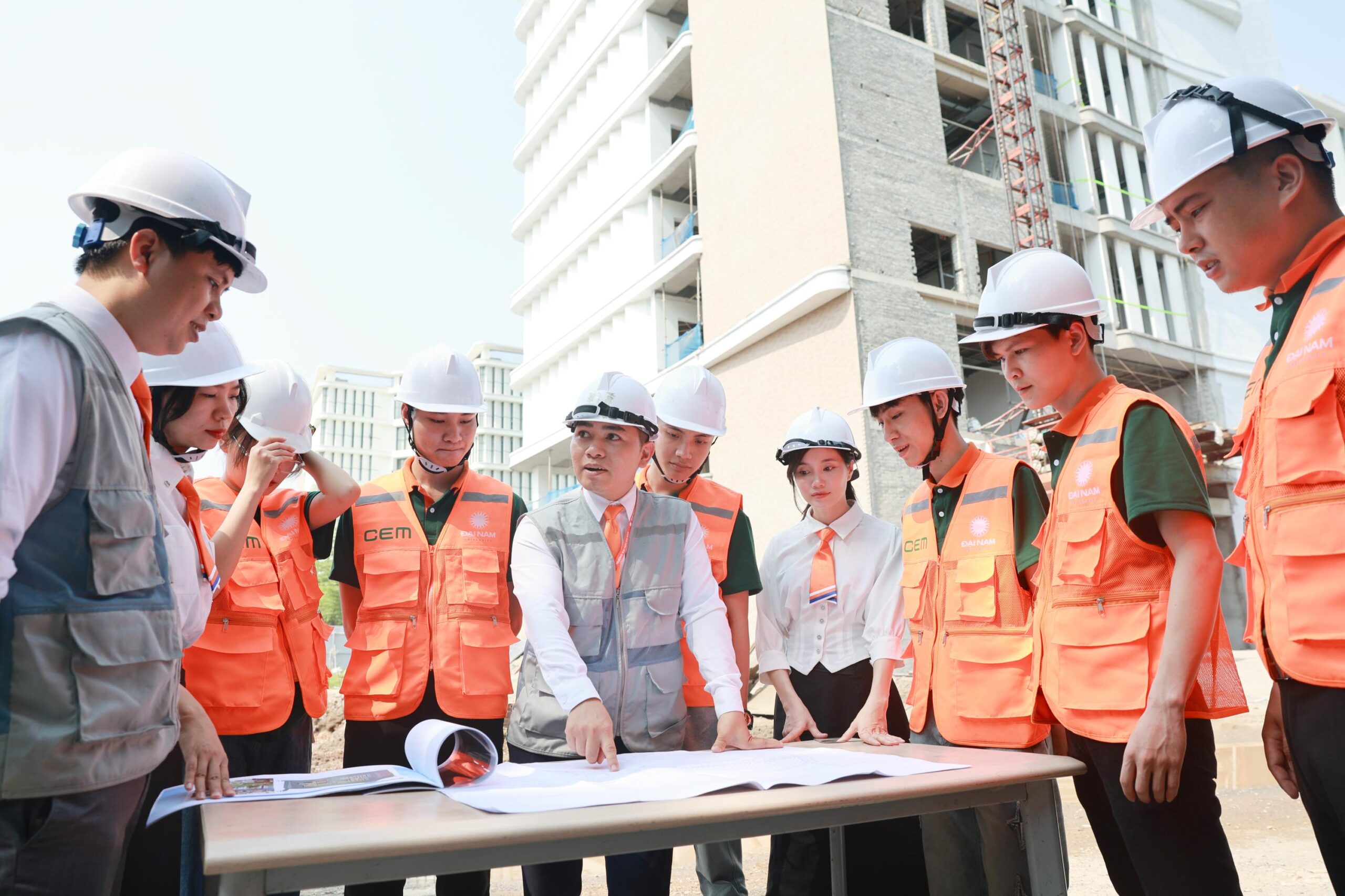 Sinh viên ngành Kinh tế xây dựng cần có kỹ năng phân tích tốt